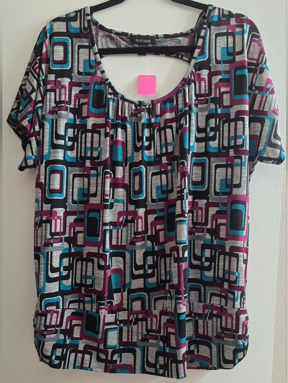 69 B-Design Women's Geometric Scoop Neck Top in Gray, Teal & Plum